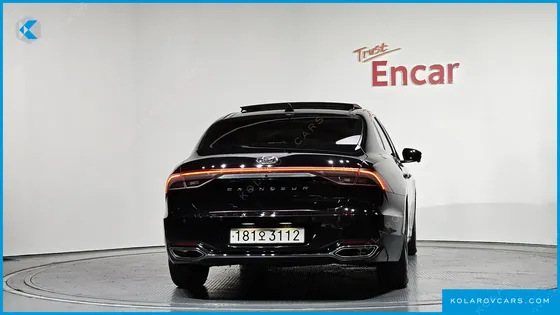 HYUNDAI GRANDEUR LE BLANC