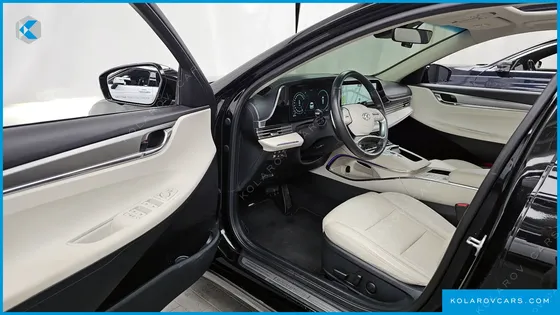 HYUNDAI GRANDEUR LE BLANC