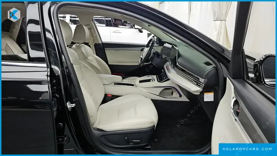 HYUNDAI GRANDEUR LE BLANC