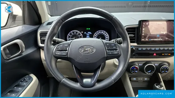 HYUNDAI VENUE 1.6 MODERN PLUS