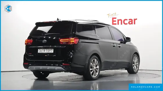 KIA CARNIVAL 9-SEATER PRSTIGE