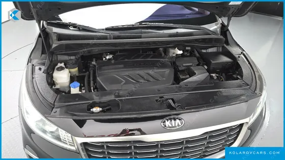 KIA CARNIVAL 9-SEATER PRSTIGE