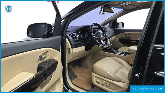 KIA CARNIVAL 9-SEATER PRSTIGE