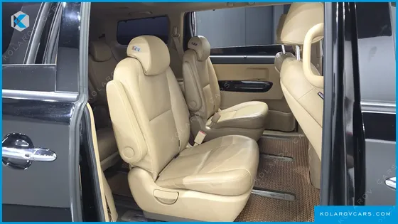 KIA CARNIVAL 9-SEATER PRSTIGE