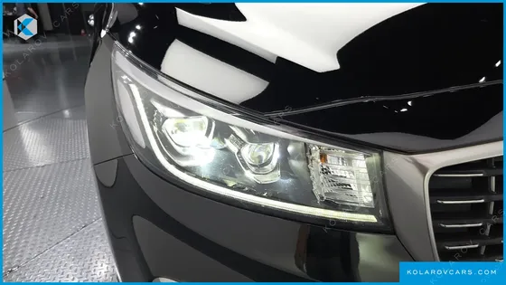 KIA CARNIVAL 9-SEATER PRSTIGE
