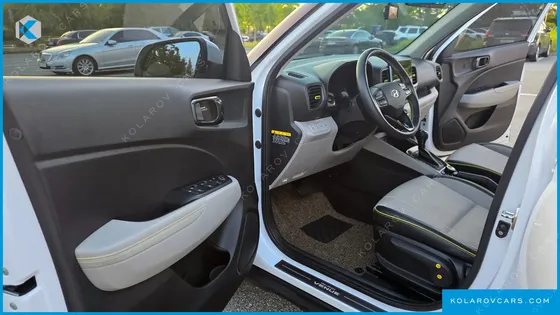 HYUNDAI VENUE 1.6 FLUX