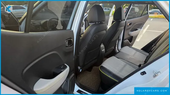 HYUNDAI VENUE 1.6 FLUX