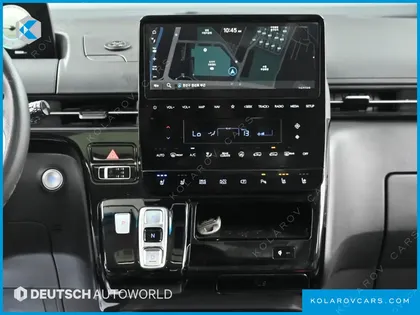 HYUNDAI STARIA 4WD LOUNGE 7-SEATER