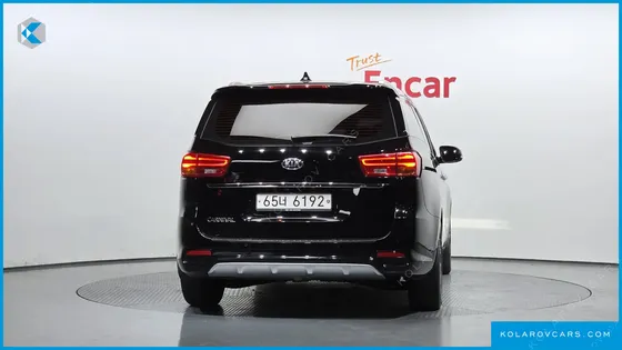 KIA CARNIVAL 9-SEATER NOBLESSE SPECIAL
