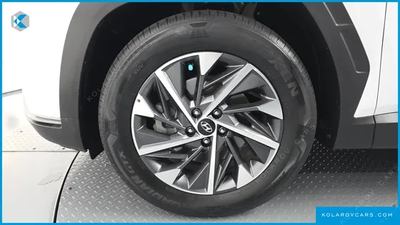HYUNDAI TUCSON DIESEL 2.0 2WD