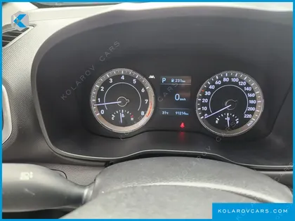 HYUNDAI VENUE 1.6 MODERN
