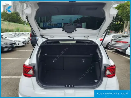 HYUNDAI VENUE 1.6 MODERN
