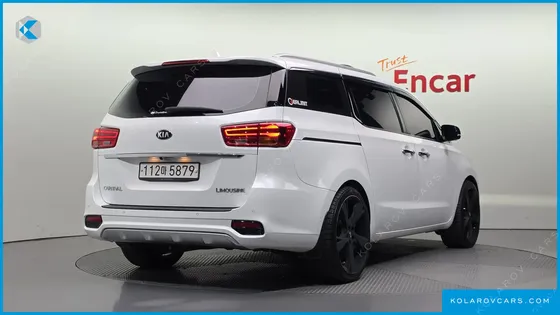 KIA CARNIVAL 7-SEATER LIMOUSINE
