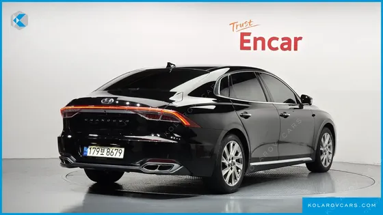 HYUNDAI GRANDEUR CALLIGRAPHY