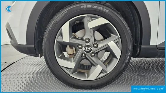 HYUNDAI VENUE 1.6 FLUX