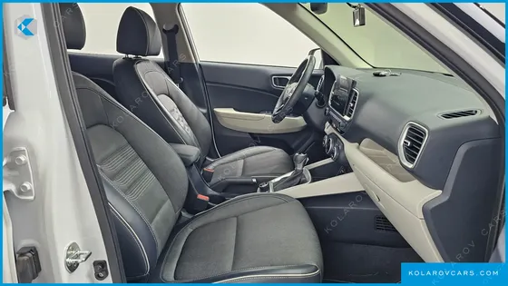 HYUNDAI VENUE 1.6 FLUX