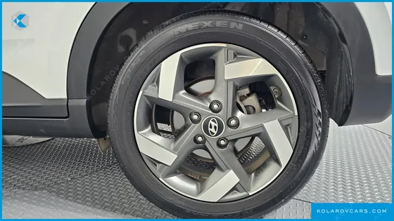 HYUNDAI VENUE 1.6 FLUX