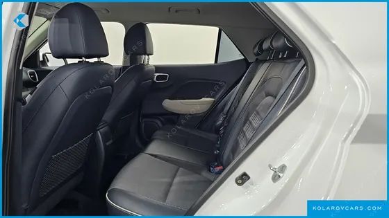 HYUNDAI VENUE 1.6 FLUX