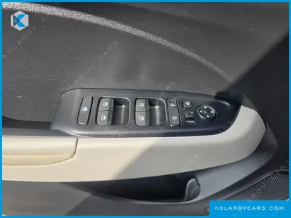 HYUNDAI VENUE 1.6 FLUX