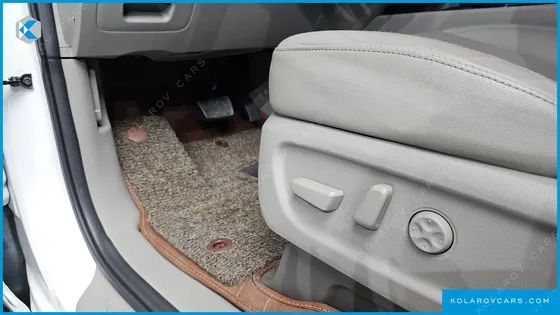 KIA CARNIVAL 9-SEATER NOBLESSE SPECIAL