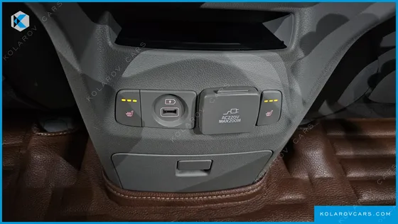 KIA CARNIVAL 9-SEATER NOBLESSE SPECIAL