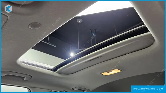 HYUNDAI VENUE 1.6 MODERN