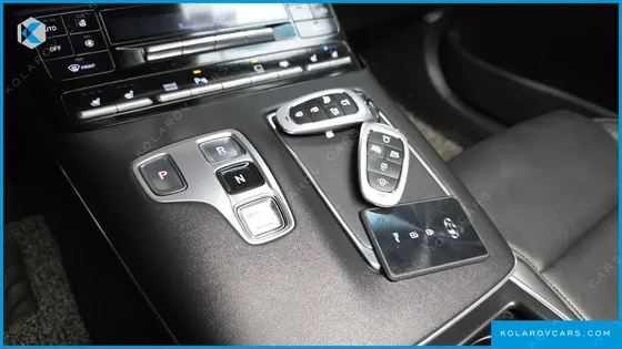 HYUNDAI GRANDEUR EXCLUSIVE