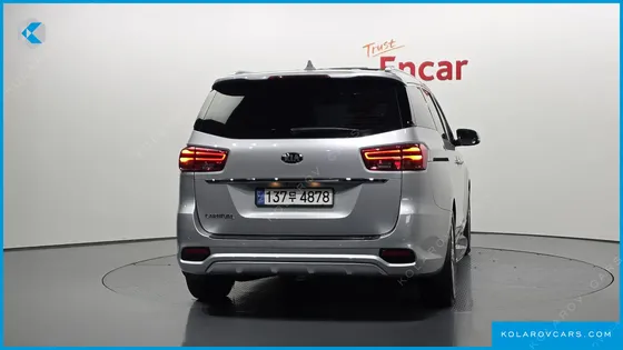 KIA CARNIVAL GASOLINE 9-SEATER NOBLESSE SPECIAL