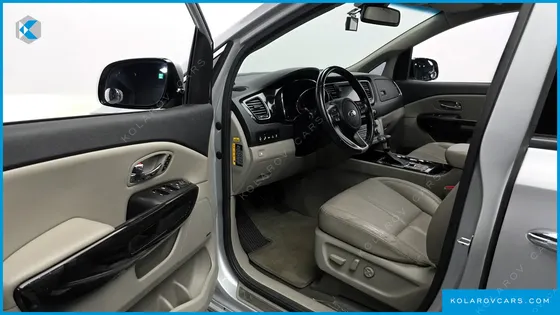 KIA CARNIVAL GASOLINE 9-SEATER NOBLESSE SPECIAL