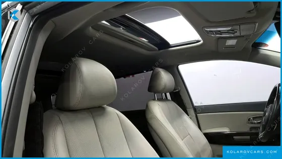 KIA CARNIVAL GASOLINE 9-SEATER NOBLESSE SPECIAL