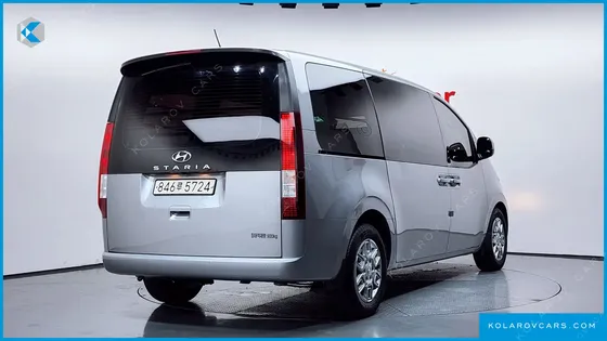 HYUNDAI STARIA CARGO 3-SEATER