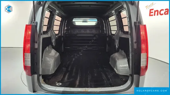 HYUNDAI STARIA CARGO 3-SEATER