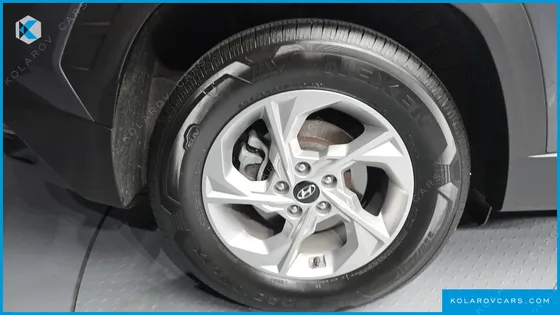 HYUNDAI TUCSON DIESEL 2.0 2WD