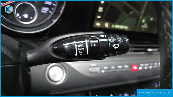 HYUNDAI GRANDEUR PREMIUM