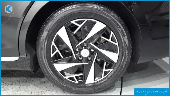 HYUNDAI GRANDEUR PREMIUM