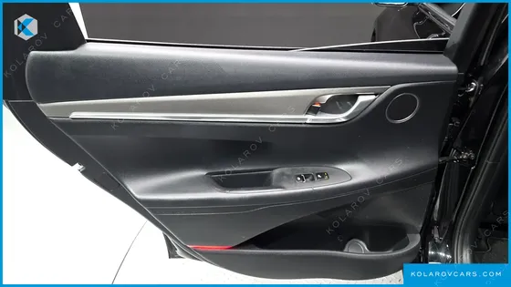 HYUNDAI GRANDEUR PREMIUM