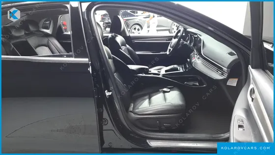 HYUNDAI GRANDEUR PREMIUM