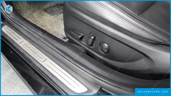 HYUNDAI GRANDEUR PREMIUM