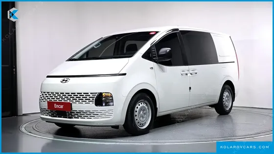 HYUNDAI STARIA CARGO 5-SEATER