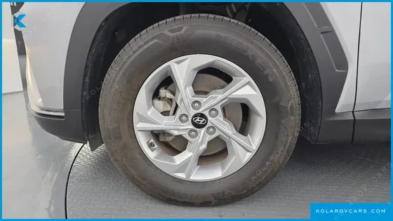 HYUNDAI TUCSON DIESEL 2.0 2WD
