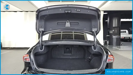 HYUNDAI GRANDEUR EXCLUSIVE