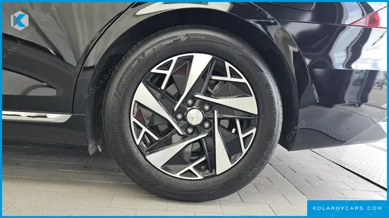 HYUNDAI GRANDEUR EXCLUSIVE