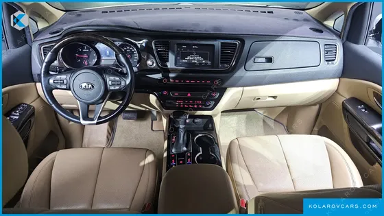 KIA CARNIVAL 9-SEATER NOBLESSE
