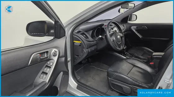 KIA FORTE 1.6 GDI LUXURY