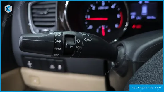 KIA CARNIVAL 7-SEATER LIMOUSINE