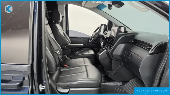 HYUNDAI STARIA CARGO 3-SEATER