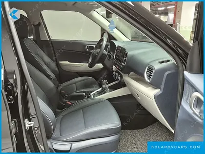 HYUNDAI VENUE 1.6 FLUX