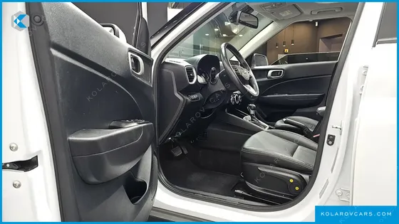 HYUNDAI VENUE 1,6 PREMIUM