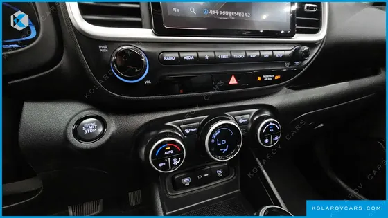 HYUNDAI VENUE 1,6 PREMIUM