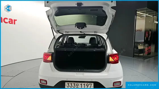 HYUNDAI VENUE 1,6 PREMIUM